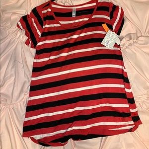 NWT large Lularoe classic T